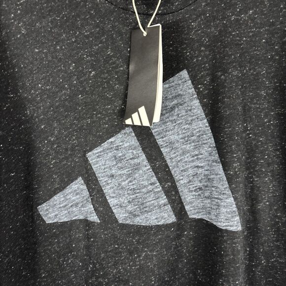 Adidas Womens Size 1X Future Icons Winners 3.0 Gray Tee Tshirt NWT - Picture 2 of 6